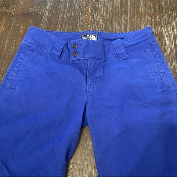 The North Face Women’s Size 8 Bermuda Walking Shorts - Picture 2 of 14